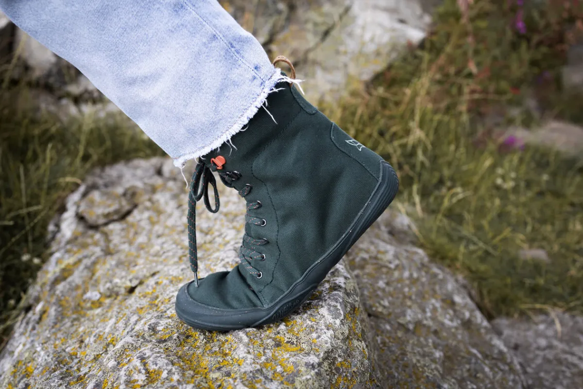 Haldy pinie>Wildling Shoes Outlet